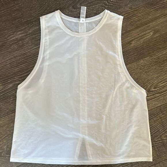 Spanx Women’s Tank Top NWOT White Sz M Rear Splice Hem - Picture 3 of 6